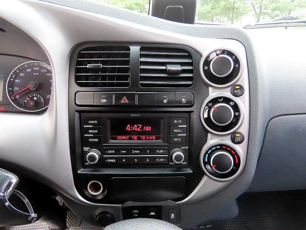 Small Truck Top_Powergate 2022 Blanco - Importación desde Corea - HF Imports Iquique - Foto 14