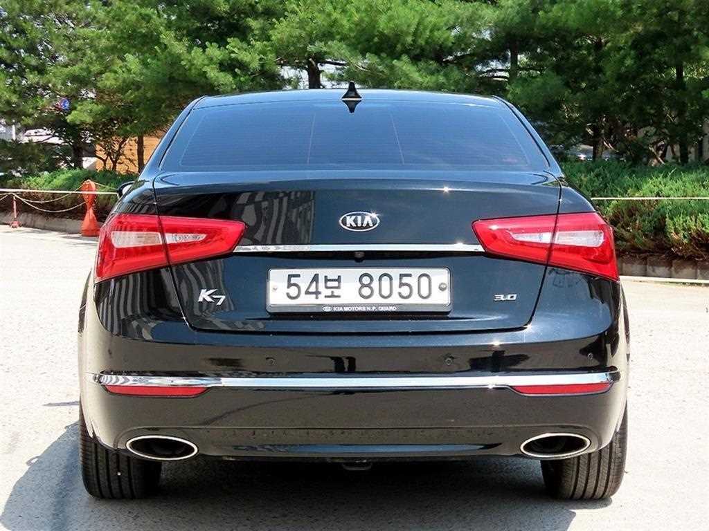 KIA K7 - Vista 4