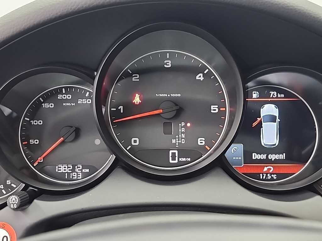 Porsche Cayenne - Vista 6