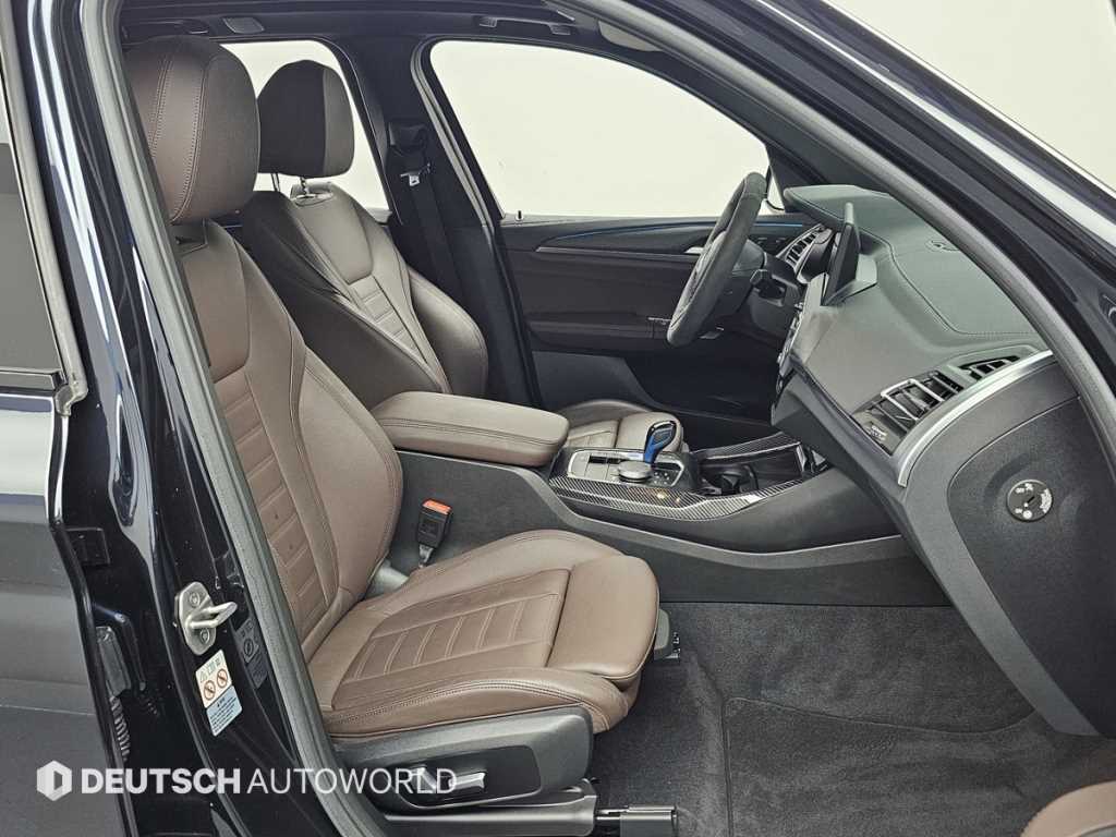 BMW iX3 - Vista 10