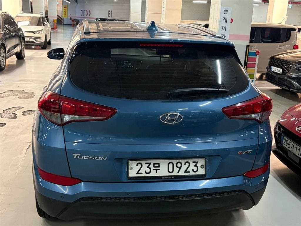 HYUNDAI Tucson - Vista 4