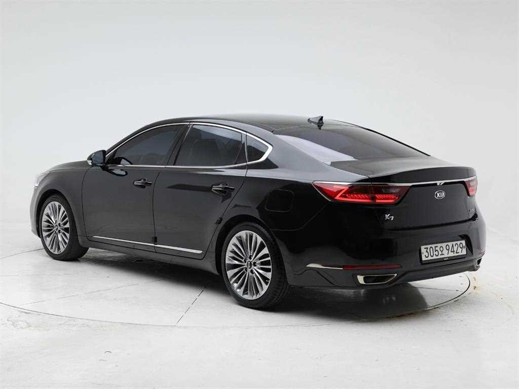 KIA K7 - Vista 6