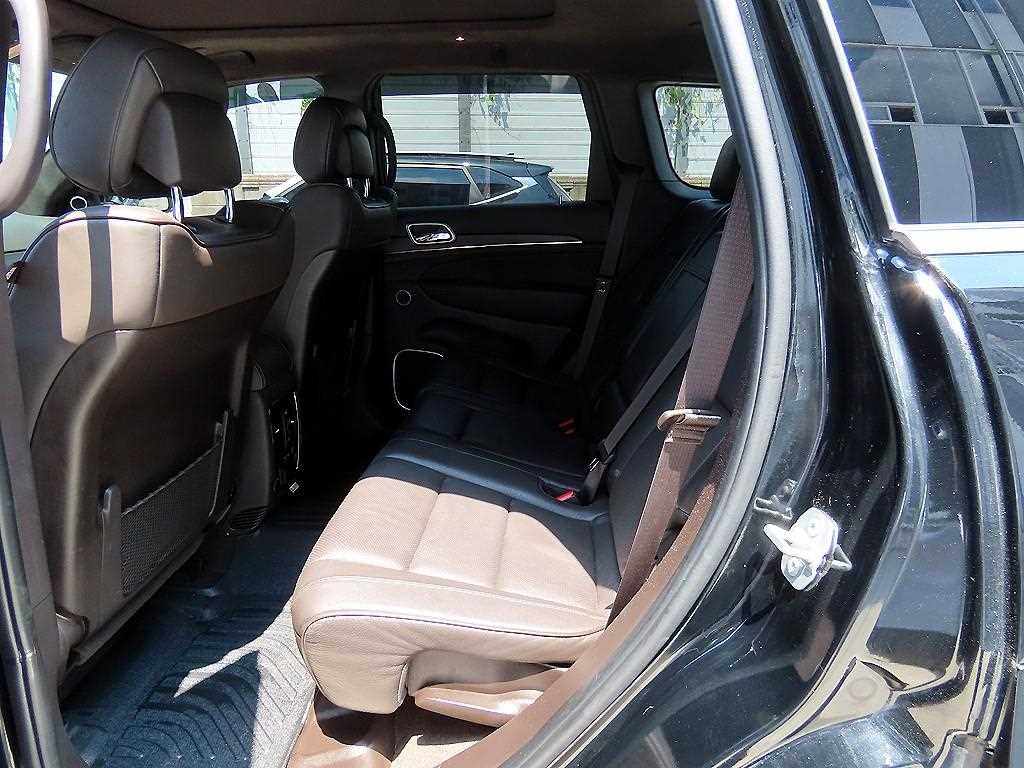 Jeep Cherokee - Vista 6