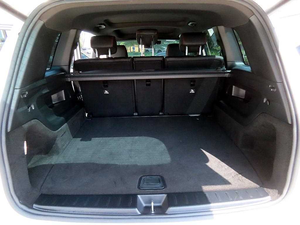 Mercedes Benz GLB Class 2022 Blanco - Importación desde Corea - HF Imports Iquique - Foto 19