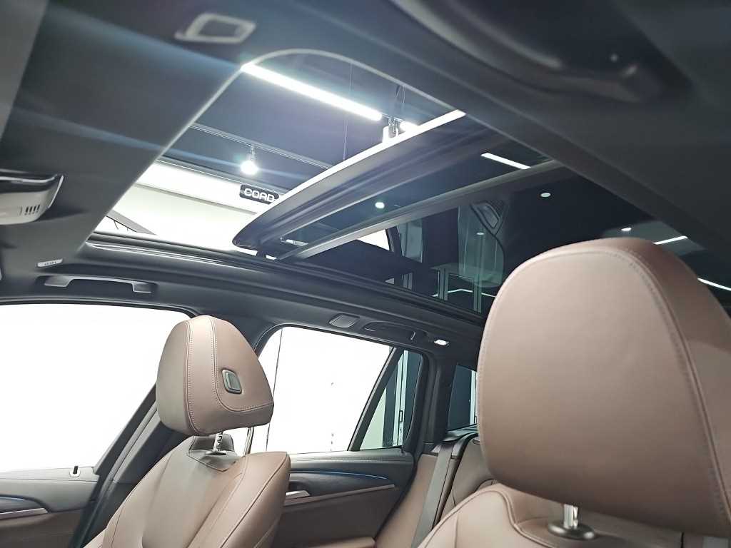 BMW iX3 2022 Negro - Importación desde Corea - HF Imports Iquique - Foto 16