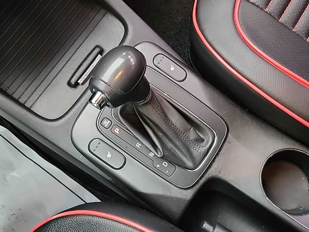KIA K3 - Vista 10