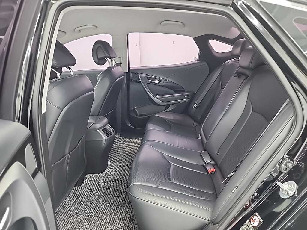 HYUNDAI Grandeur - Vista 12