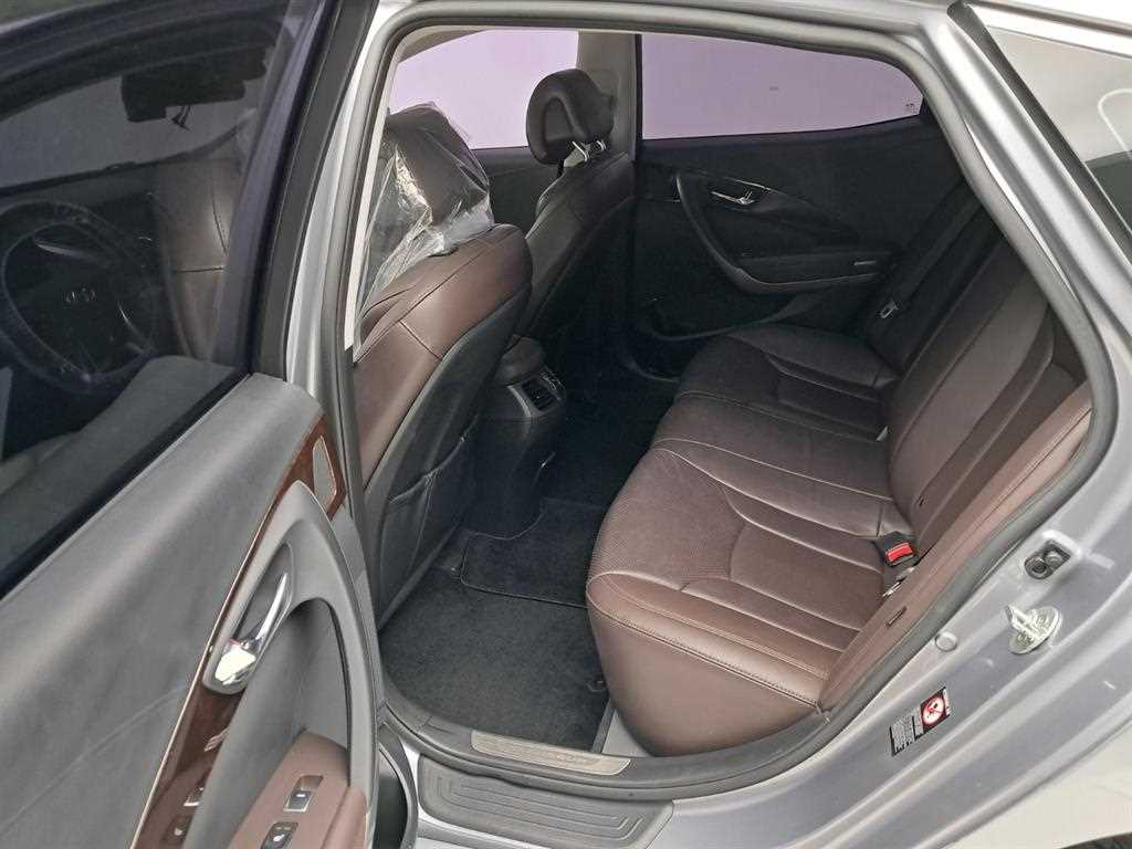 HYUNDAI Grandeur - Vista 12