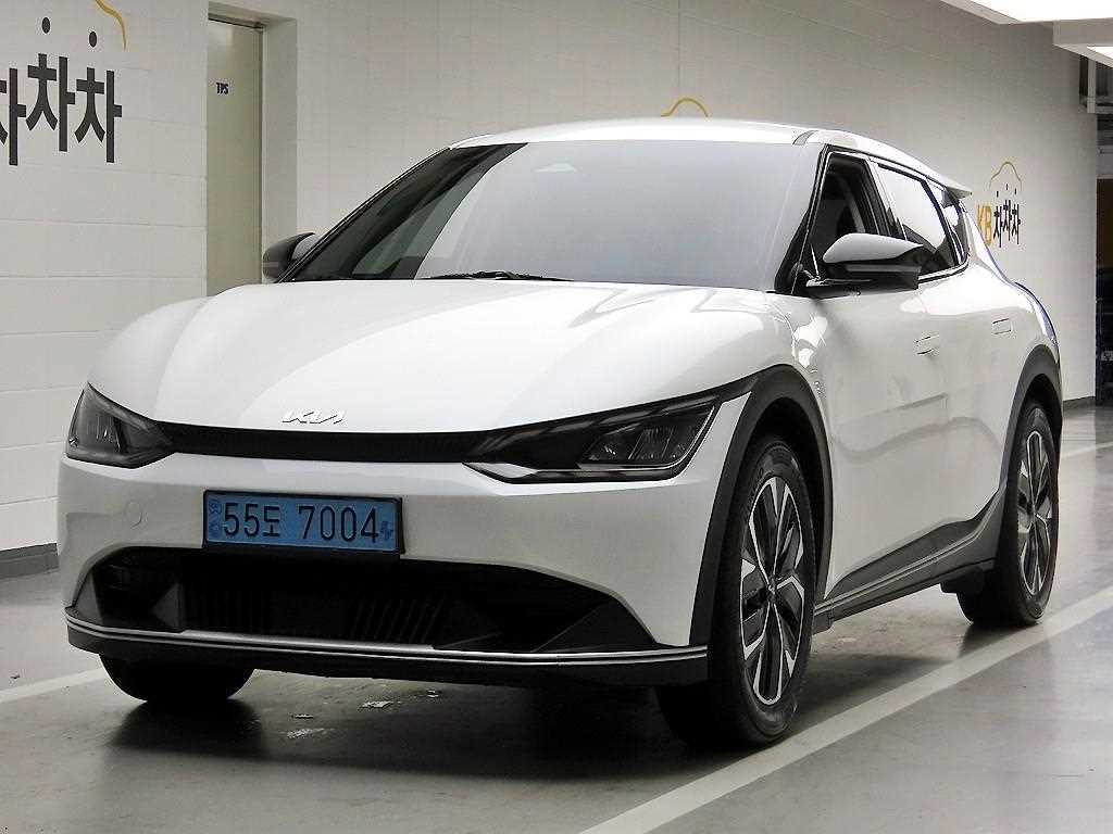 KIA EV6 2022 Blanco - Importación desde Corea - HF Imports Iquique - Foto 1