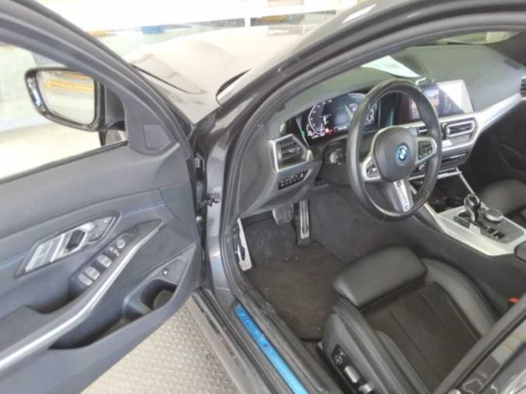 BMW 3 series - Vista 10