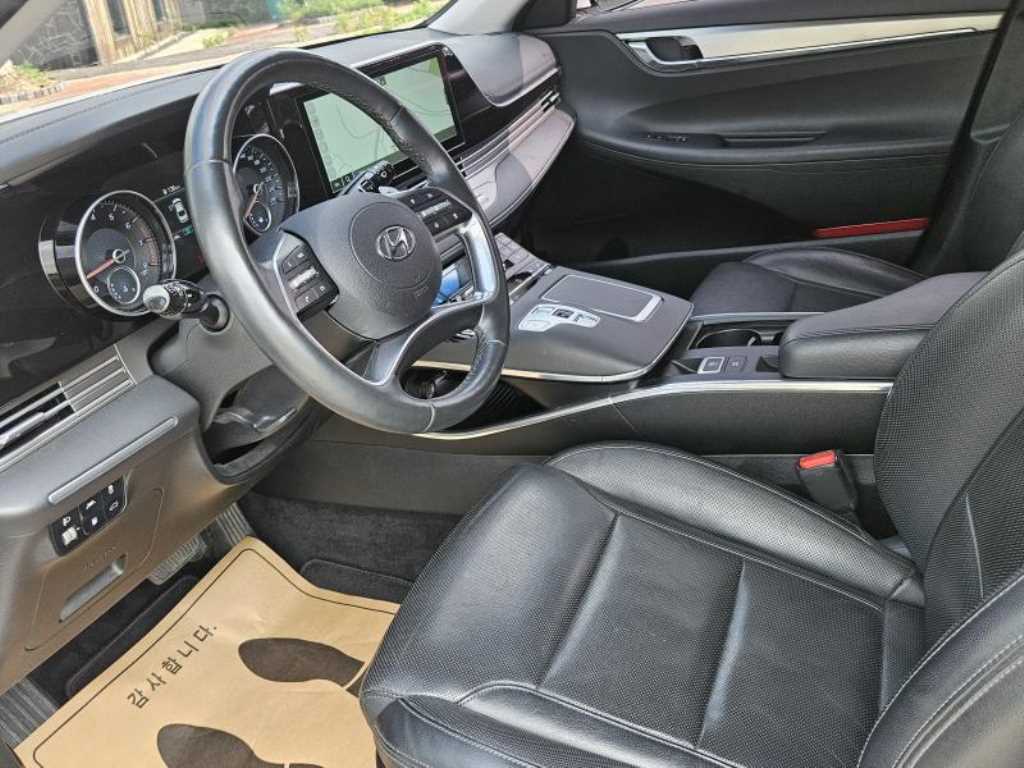 HYUNDAI Grandeur - Vista 8