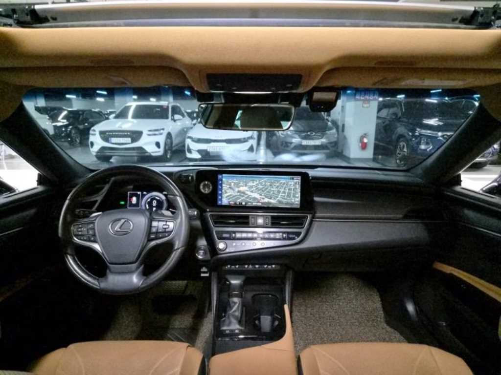 Lexus ES - Vista 9