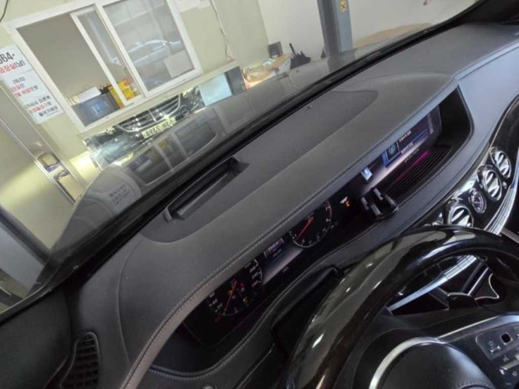 Mercedes Benz S Class - Vista 10