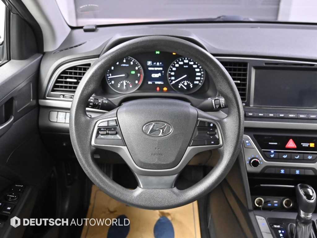 HYUNDAI Avante 2017 - Importación desde Corea - HF Imports Iquique - Foto 13