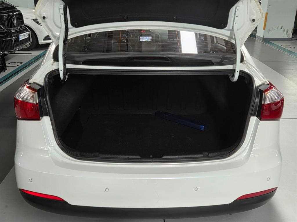 KIA K3 2015 Blanco - Importación desde Corea - HF Imports Iquique - Foto 19