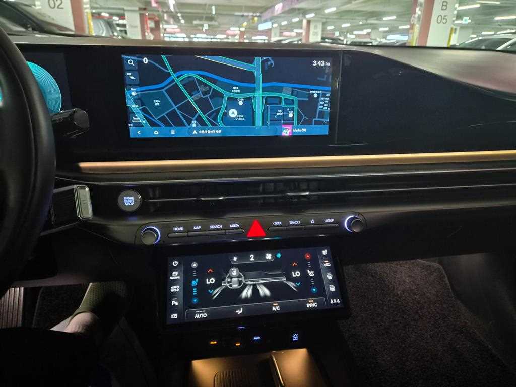 HYUNDAI Grandeur - Vista 10