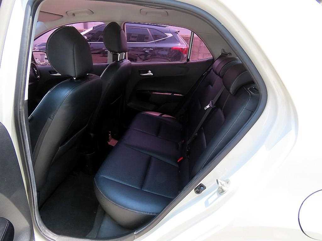 KIA Morning - Vista 6