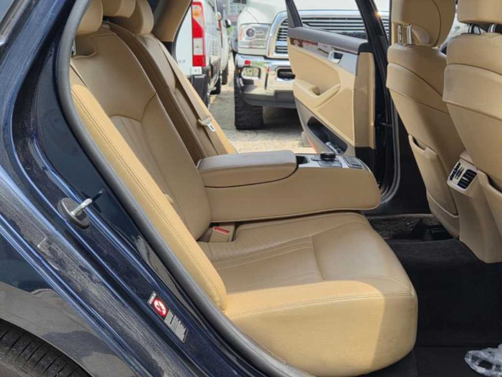 Genesis G80 - Vista 3