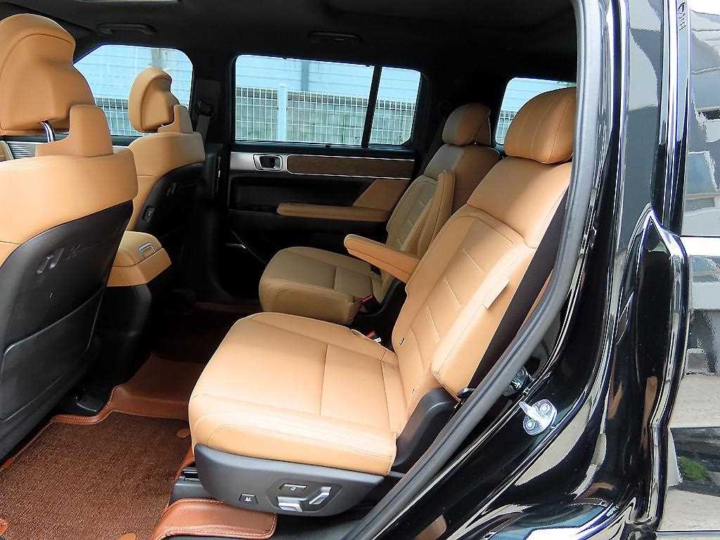 HYUNDAI Santa Fe - Vista 6