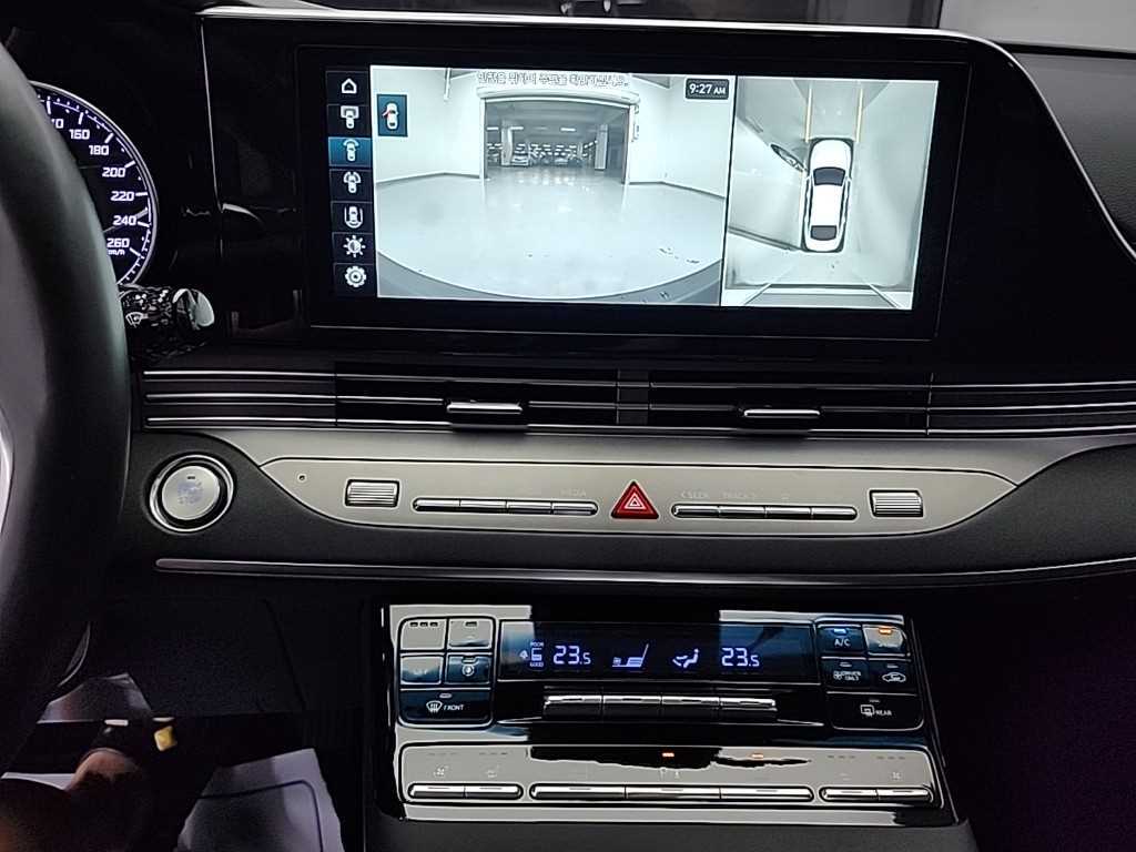HYUNDAI Grandeur - Vista 10