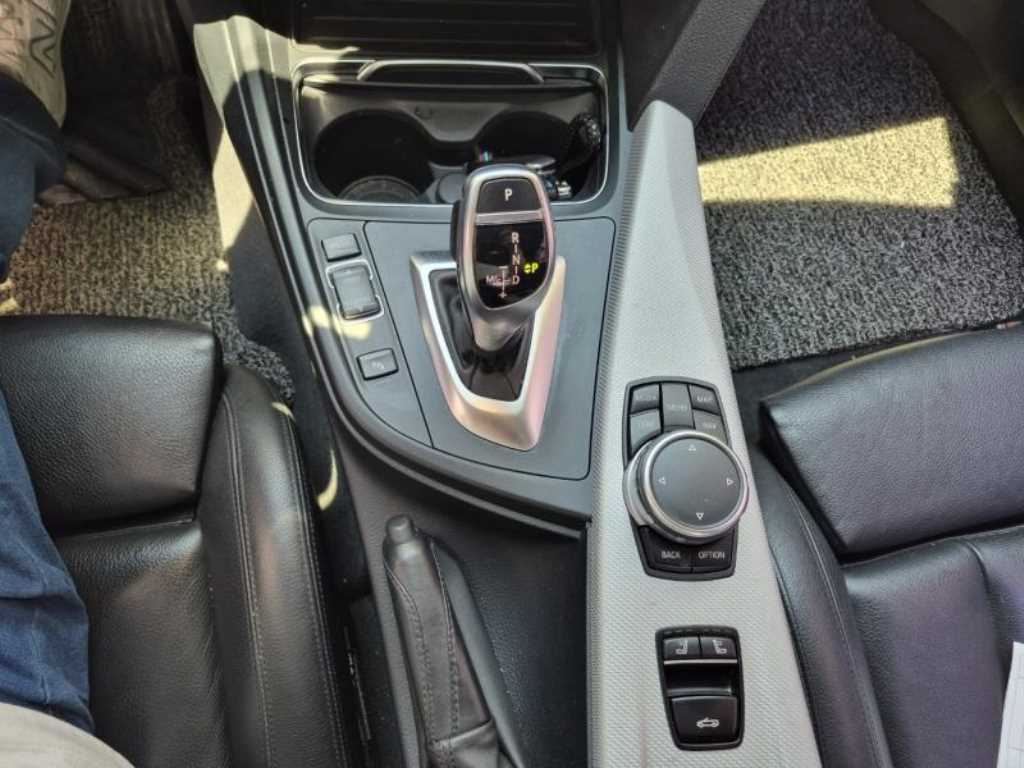 BMW 4 Series - Vista 6
