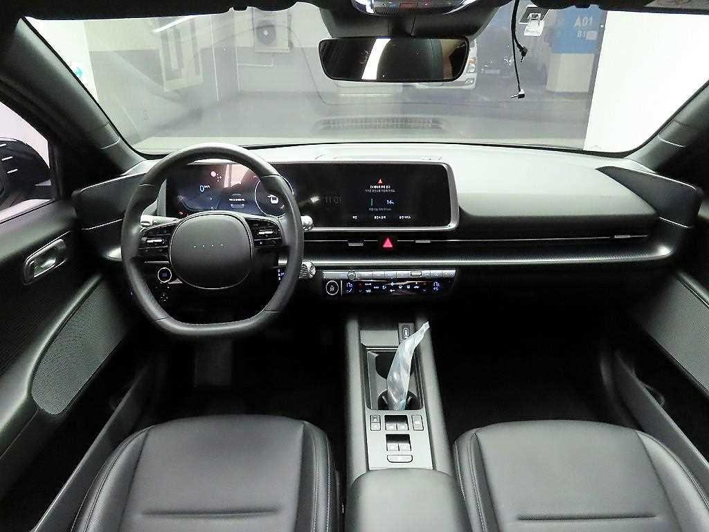 HYUNDAI Ioniq 6 - Vista 10