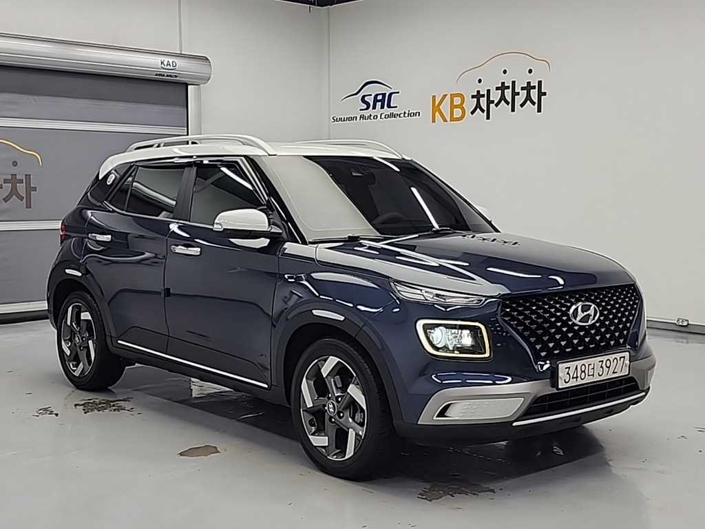 HYUNDAI Venue - Vista 4