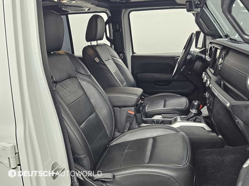 Jeep Wrangler - Vista 10
