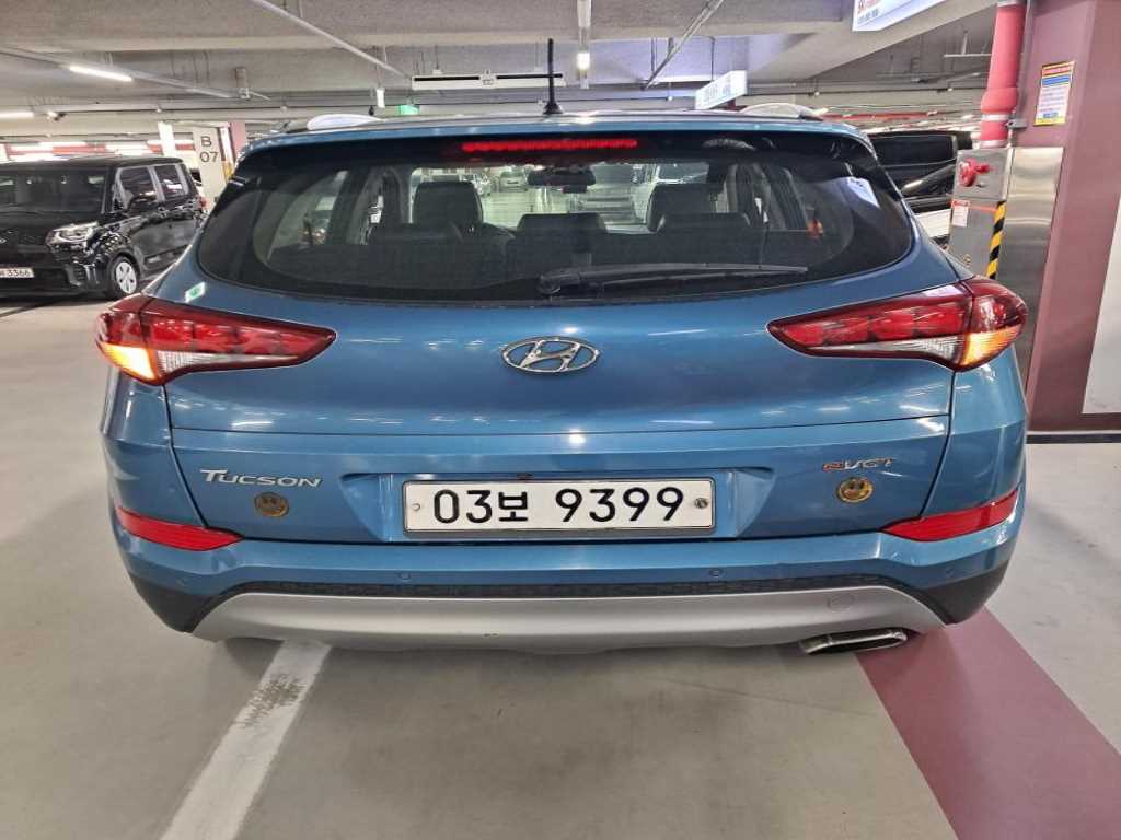HYUNDAI Tucson - Vista 4