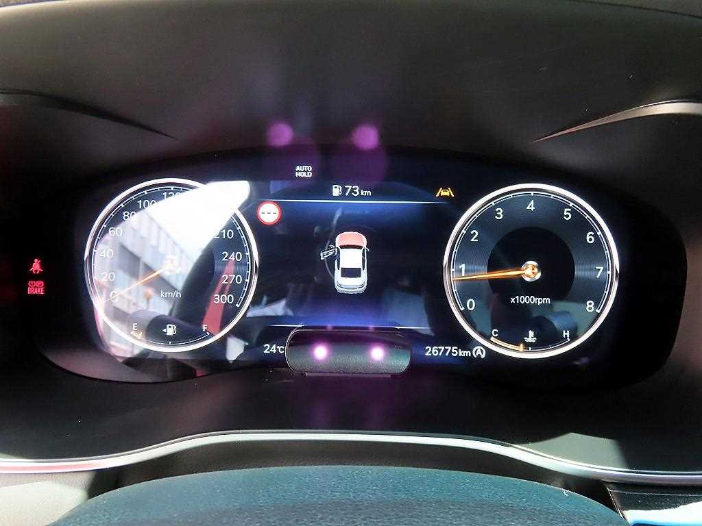 Genesis G70 - Vista 11