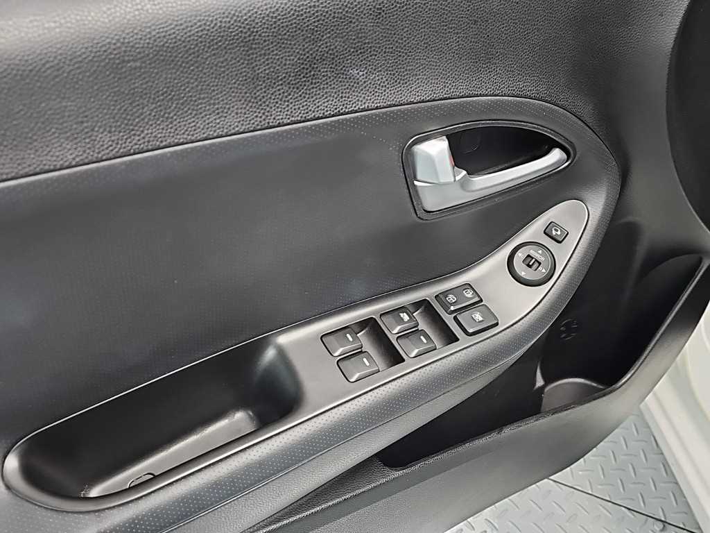 KIA Morning 2016 Blanco - Importación desde Corea - HF Imports Iquique - Foto 17