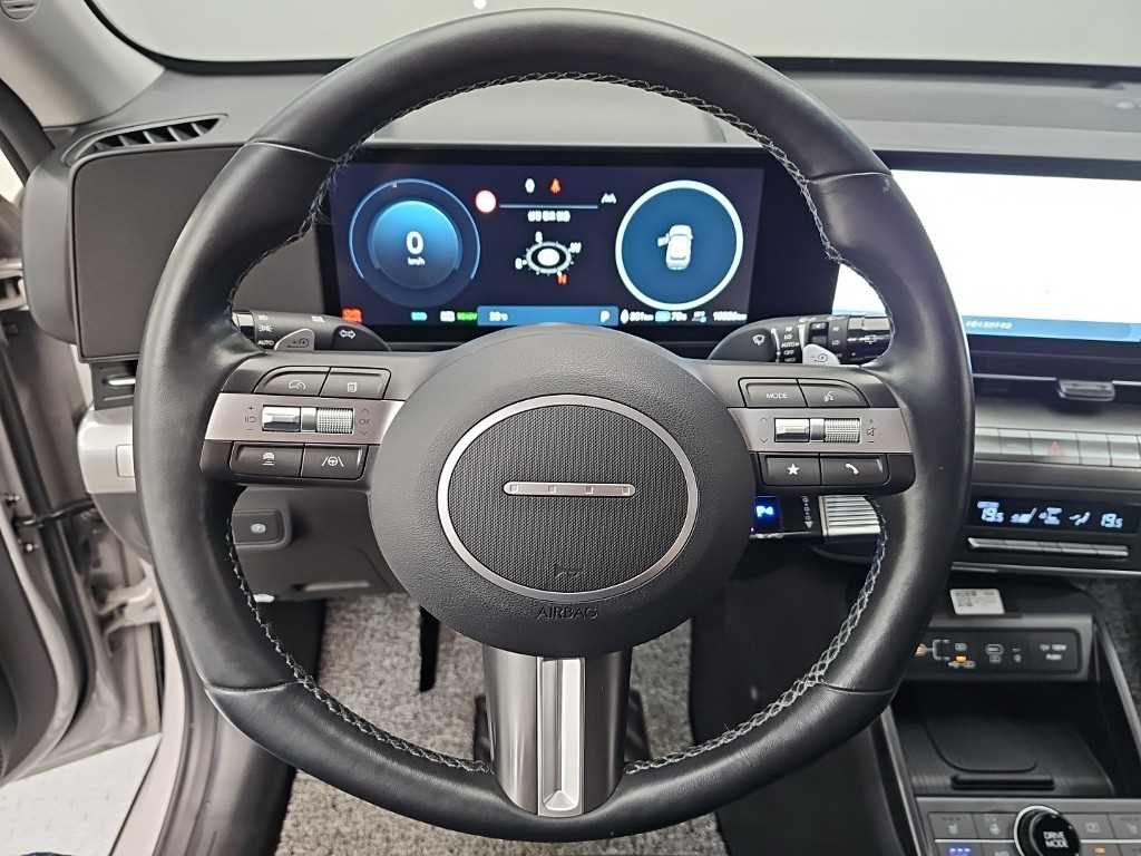 HYUNDAI Kona - Vista 9