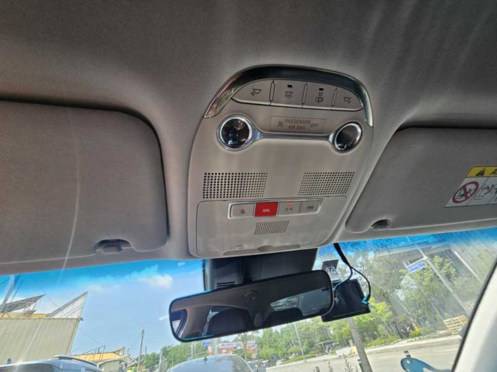 HYUNDAI Grandeur - Vista 12
