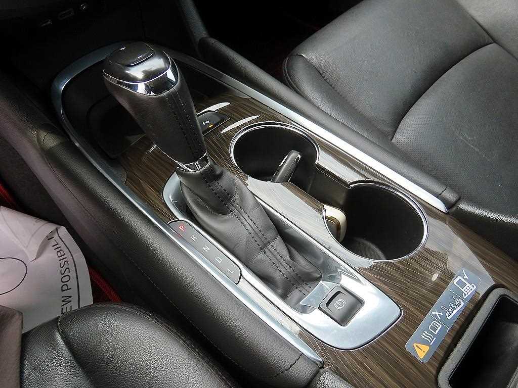 Chevrolet Malibu - Vista 10