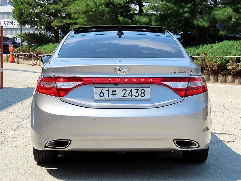 HYUNDAI Grandeur - Vista 4