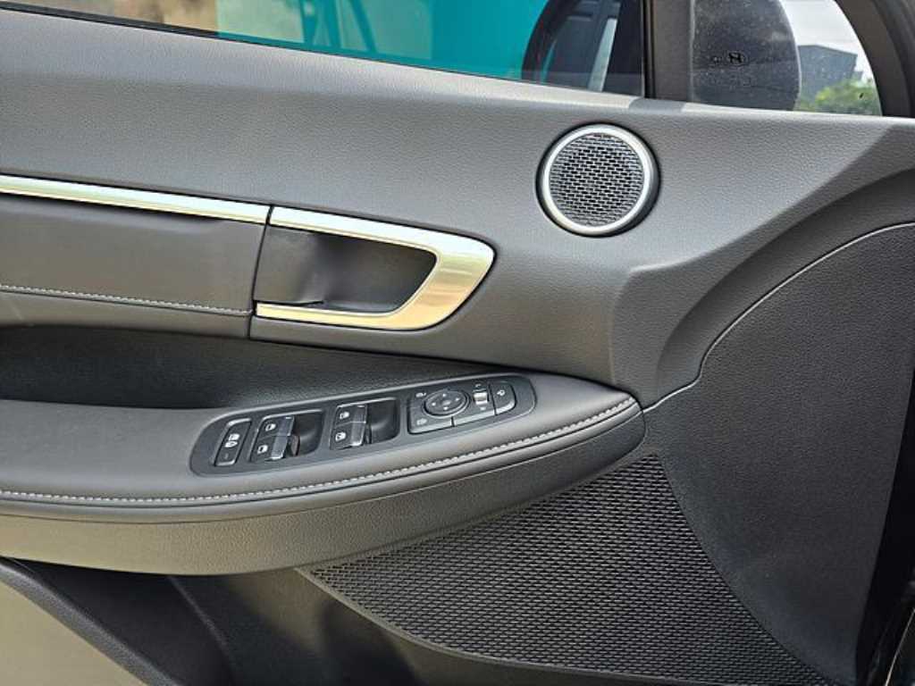 HYUNDAI Sonata 2023 Negro - Importación desde Corea - HF Imports Iquique - Foto 16