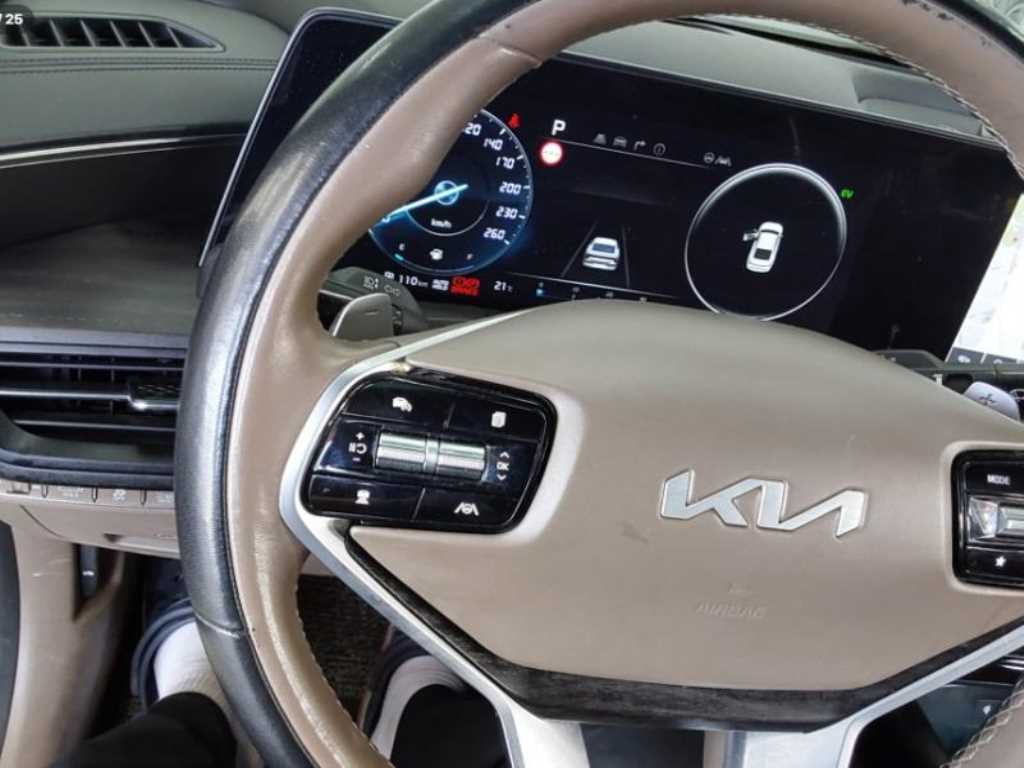 KIA K8 - Vista 10