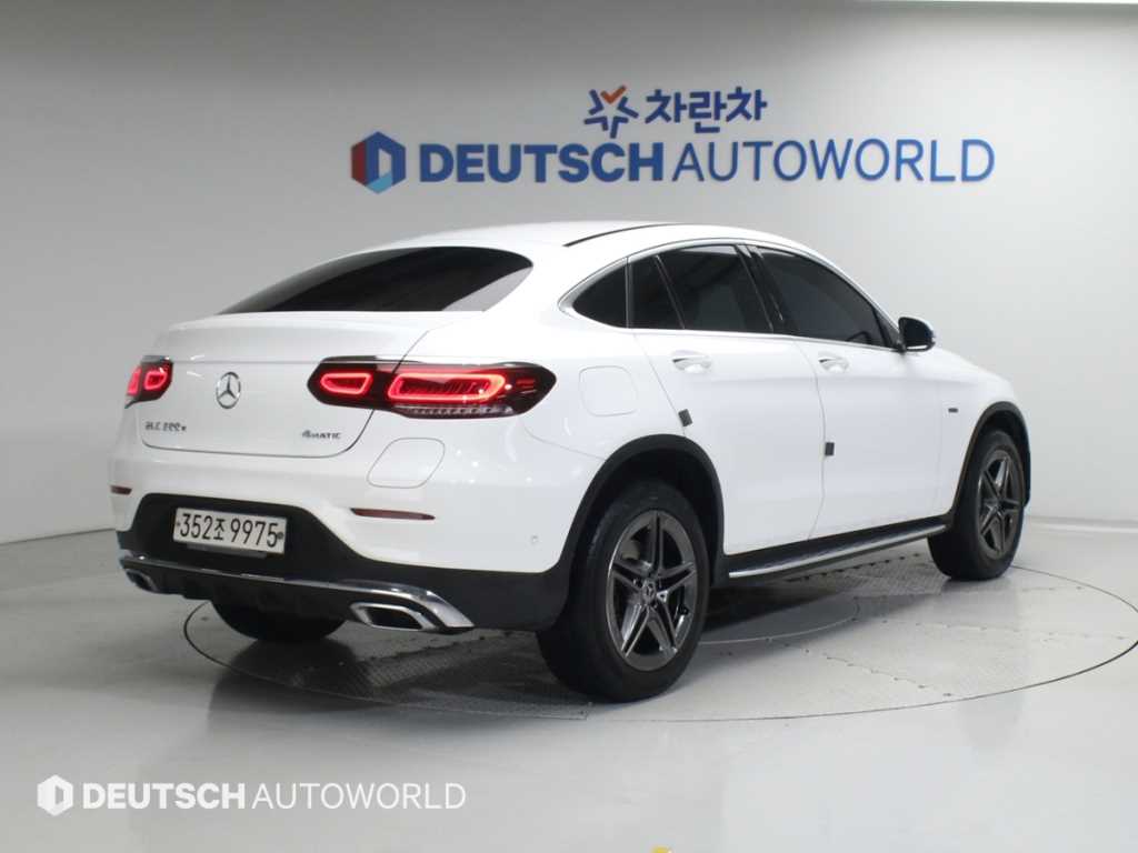 Mercedes Benz GLC Class - Vista 2