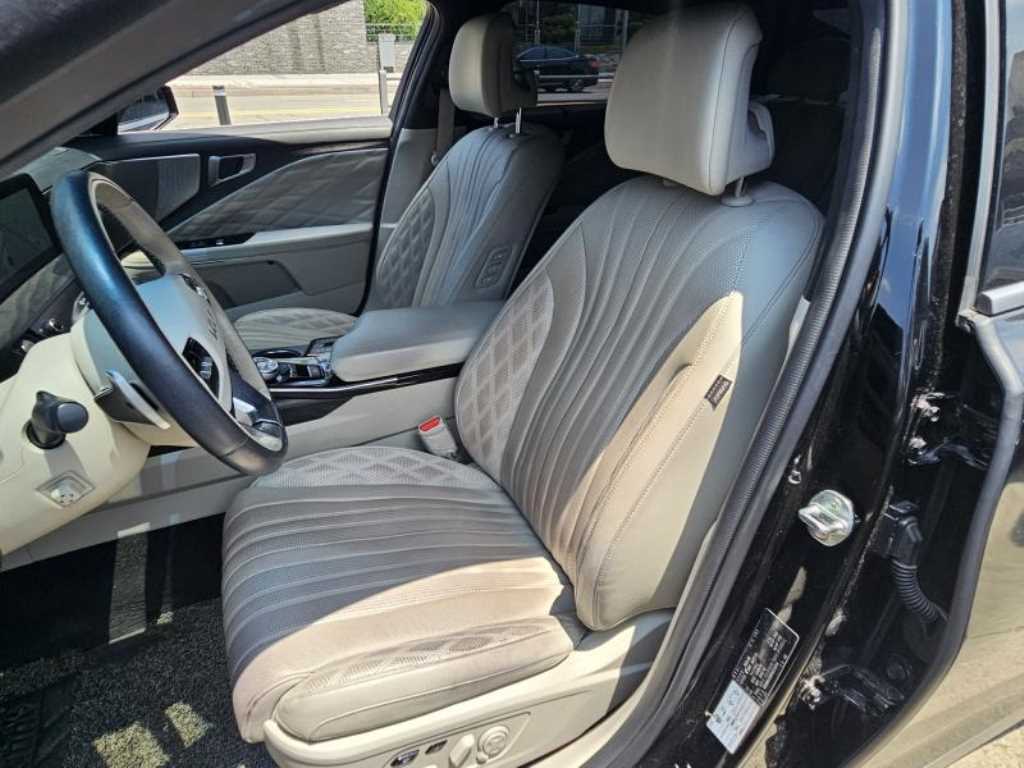 KIA K8 - Vista 5