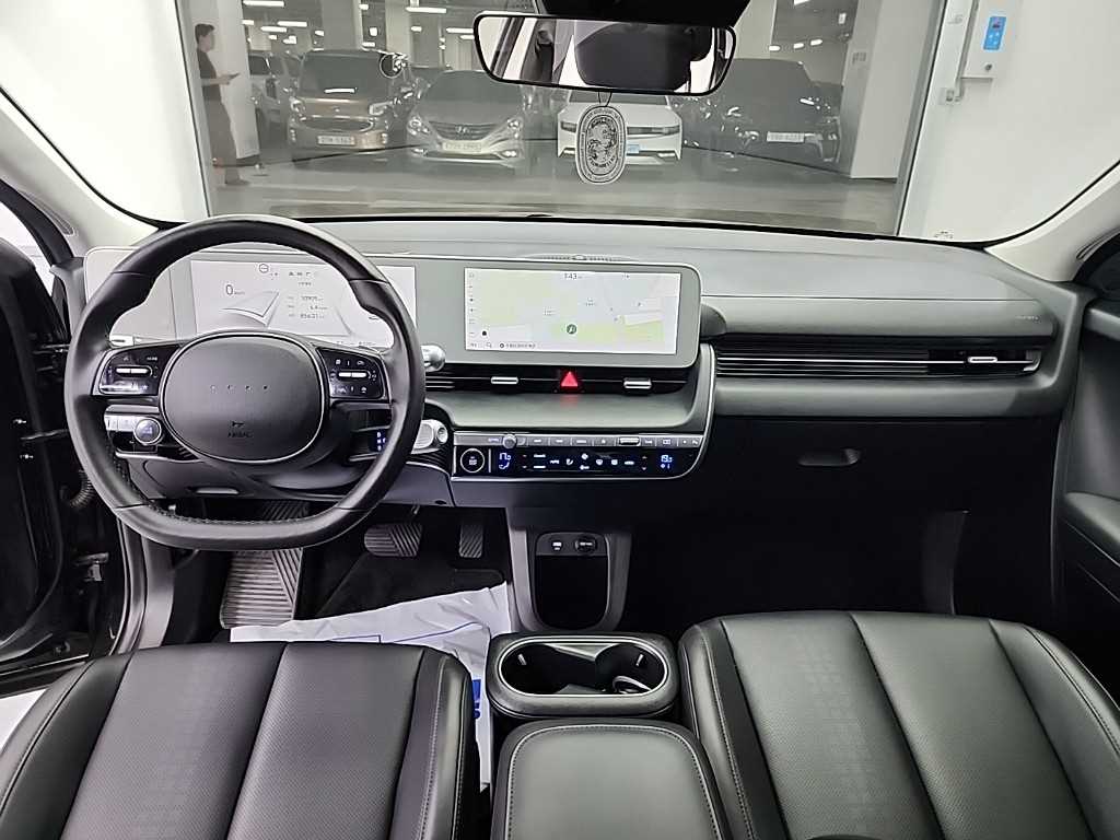 HYUNDAI Ioniq 5 - Vista 7