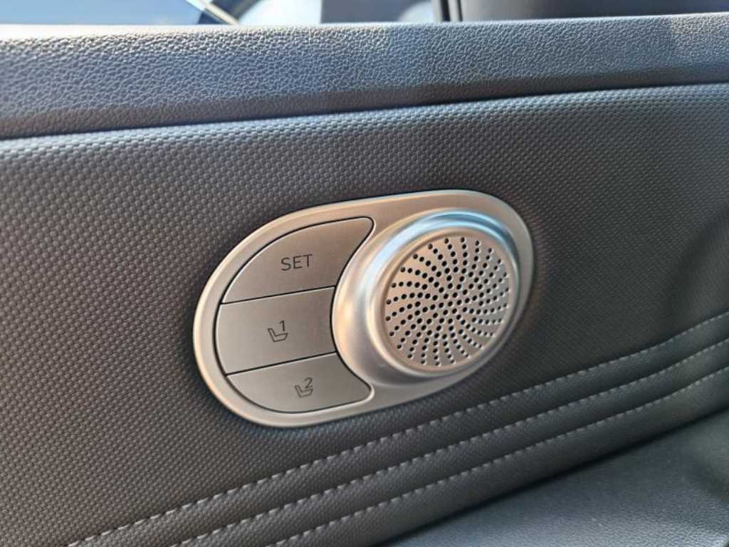 HYUNDAI Avante - Vista 8