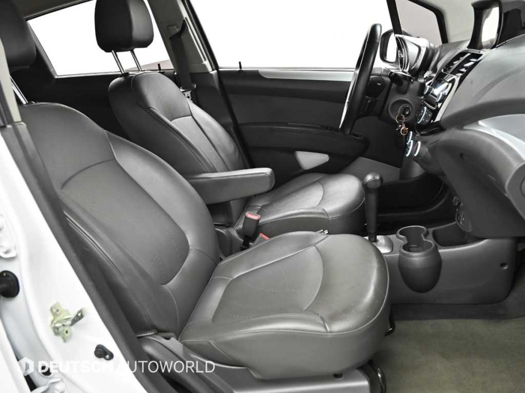 Chevrolet Spark - Vista 10