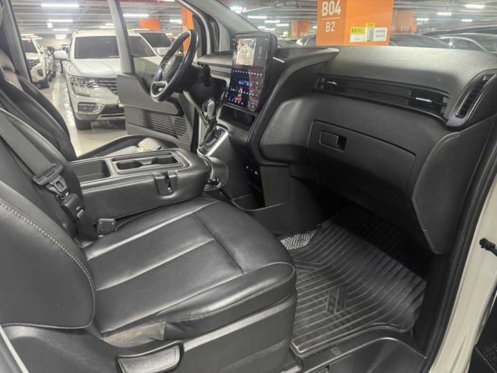 HYUNDAI Staria 2022 Blanco - Importación desde Corea - HF Imports Iquique - Foto 17