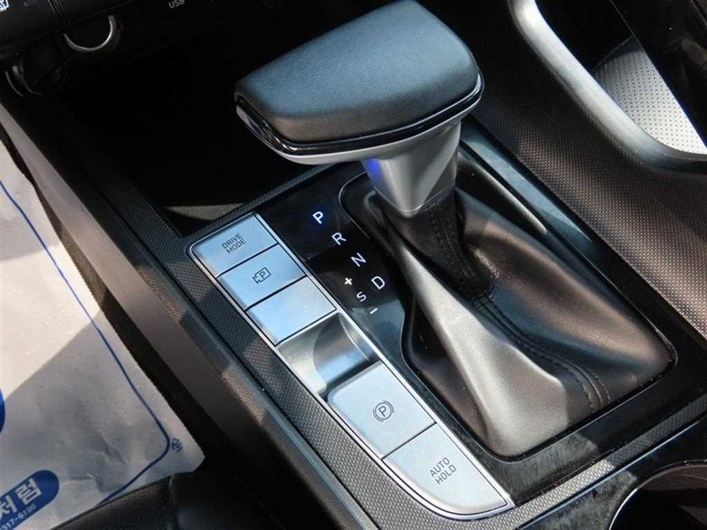 HYUNDAI Avante 2021 Blanco - Importación desde Corea - HF Imports Iquique - Foto 16