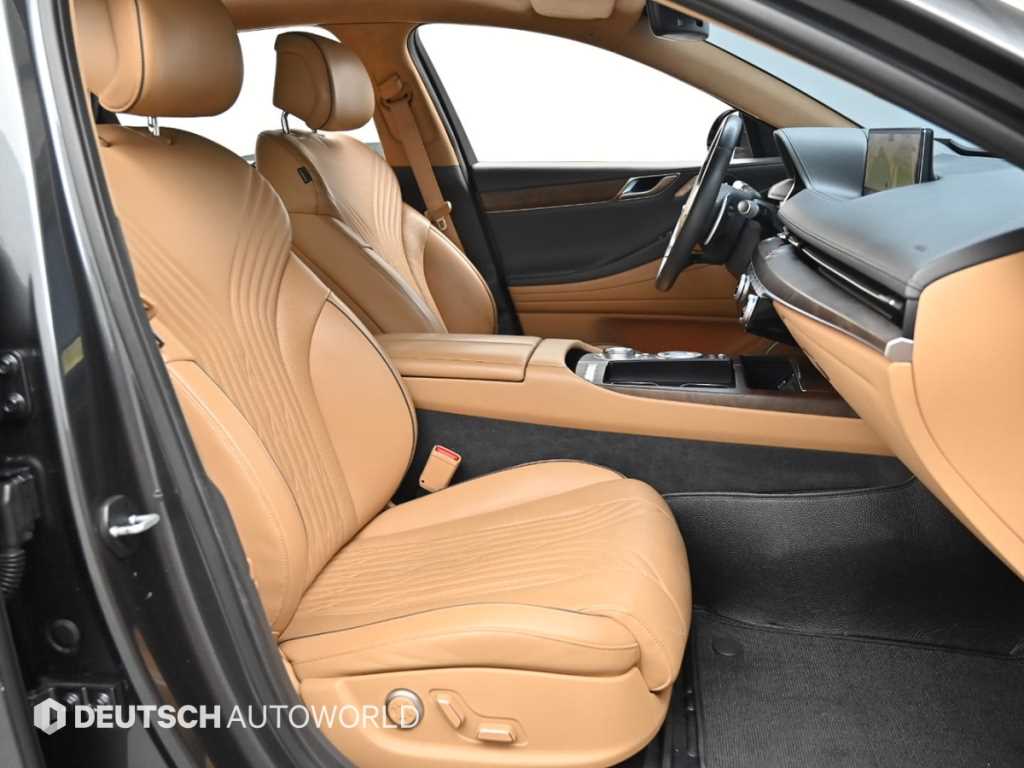 Genesis G80 - Vista 10