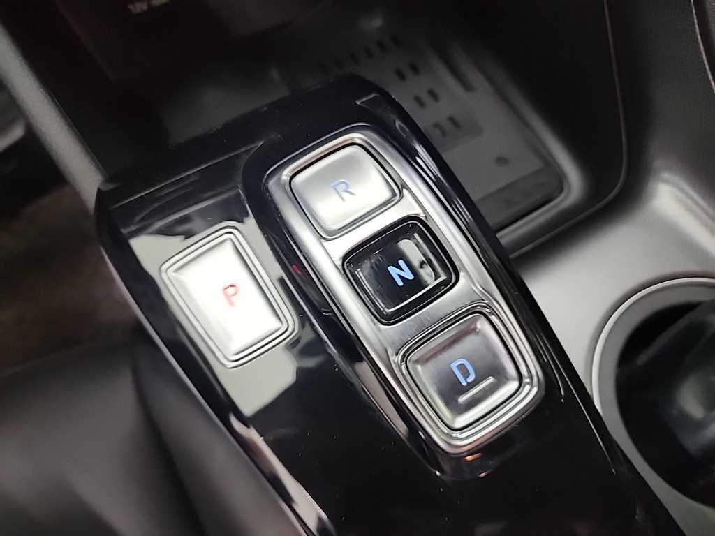 HYUNDAI Sonata - Vista 8