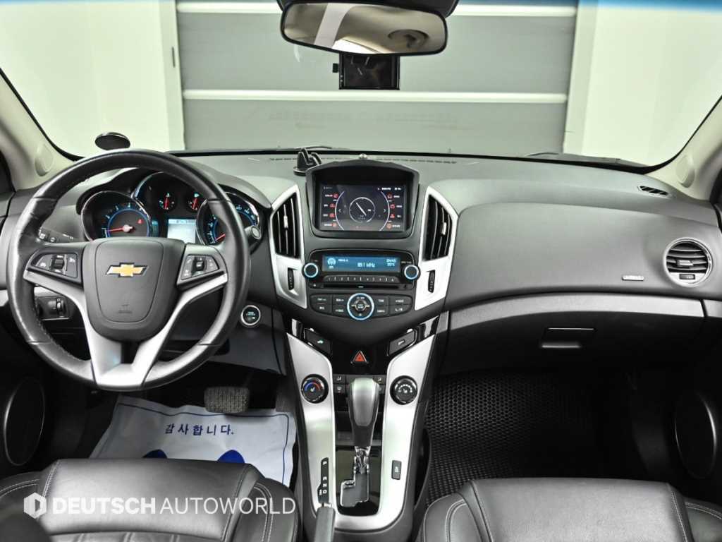 Chevrolet Cruise - Vista 7