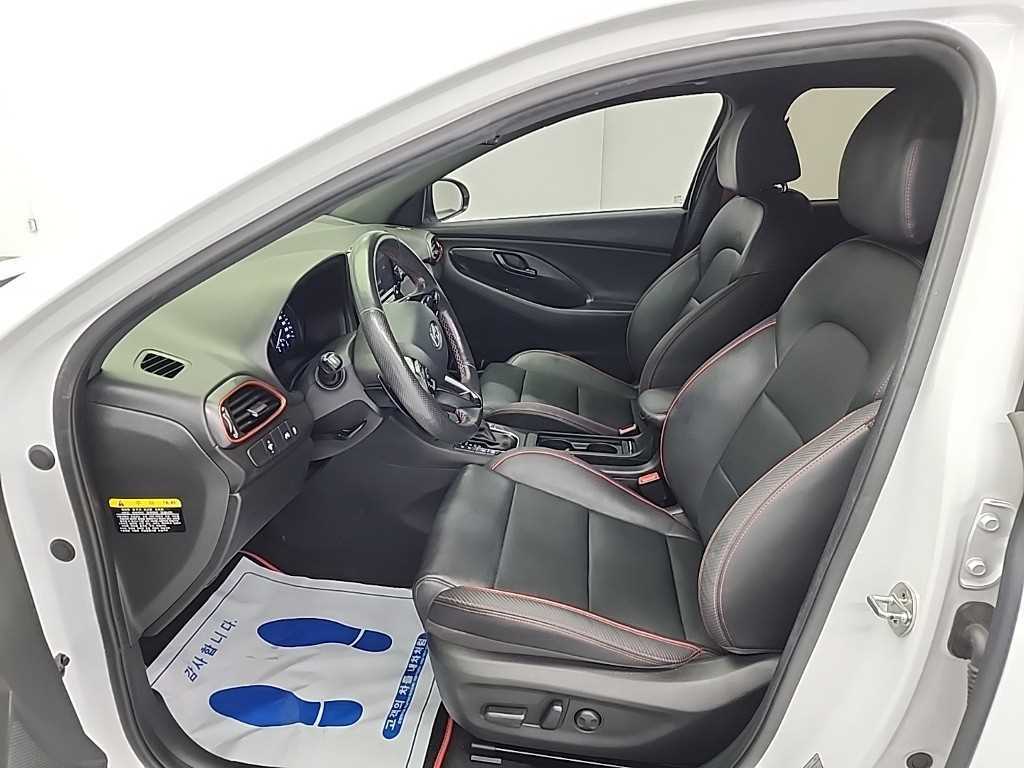 HYUNDAI i30 - Vista 11