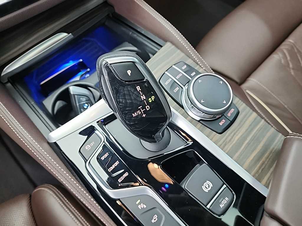 BMW 5 Series - Vista 8