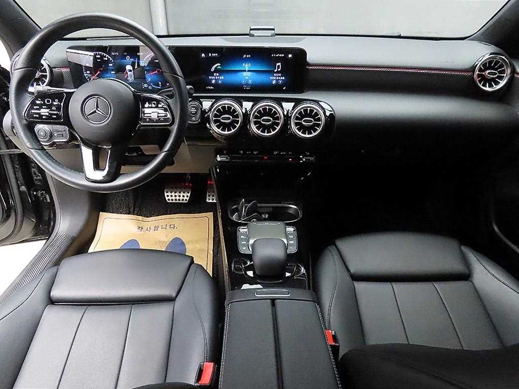 Mercedes Benz A Class - Vista 9